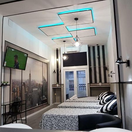 Estudio Calle Mayor Apartment Мадрид Екстериор снимка